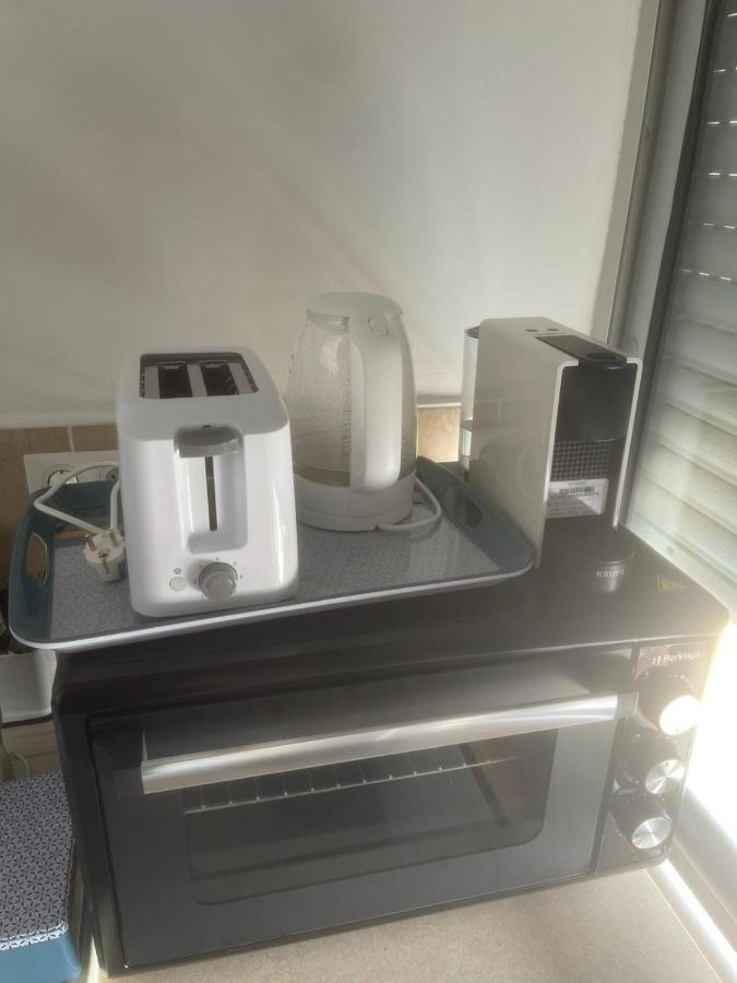 Nana Cocooning- C42- Vue Panoramique - Appartement Cosy Et Lumineux- Cuisine Equipee- Clim-Terrasse Καγιέν Εξωτερικό φωτογραφία